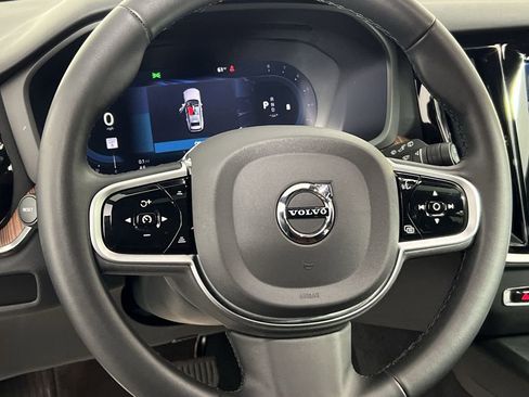 Certified 2025 Volvo V60 B5 Cross Country Plus image 13
