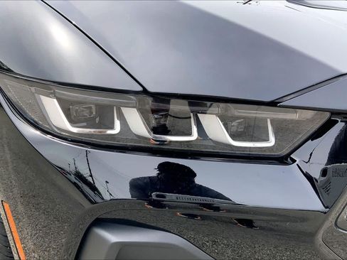 Used 2024 Ford Mustang GT Premium RWD image 25