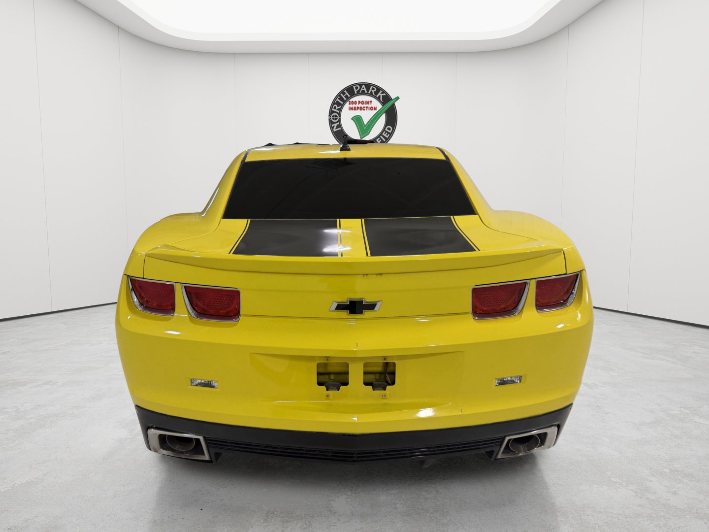 Used 2010 Chevrolet Camaro SS w/ LPO, Ground Effects Package RWD image 5