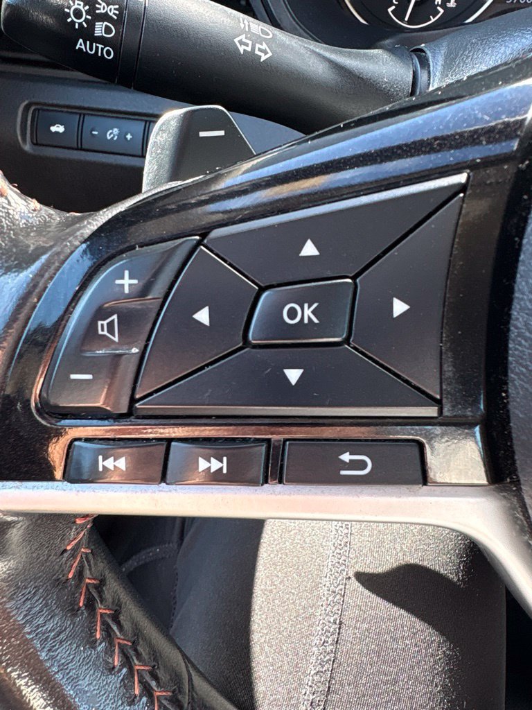 Used 2024 Nissan Altima 2.5 SR FWD image 15