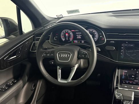 Used 2024 Audi Q7 2.0T Premium Plus w/ Premium Plus Package AWD/4WD image 13
