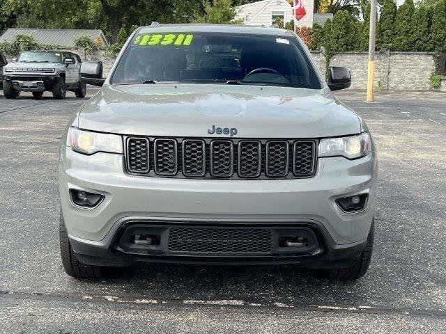 Used 2020 Jeep Grand Cherokee Laredo AWD/4WD image 8