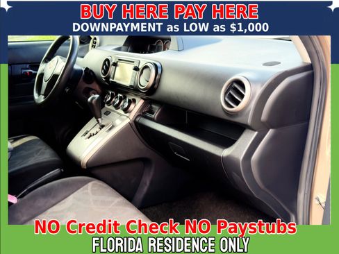Used 2015 Scion xB image 9