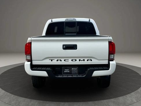Used 2021 Toyota Tacoma SR w/ SR Convenience Package RWD image 5