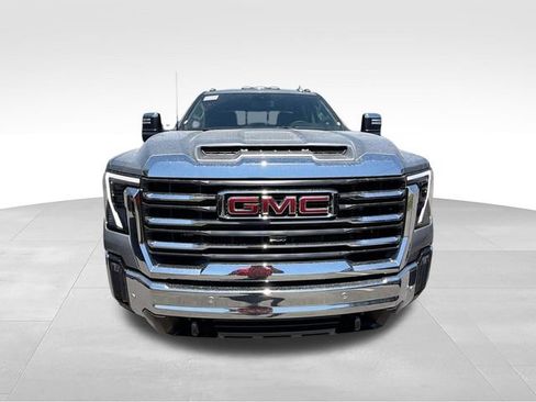 New 2026 GMC Sierra 2500 SLT AWD/4WD image 3