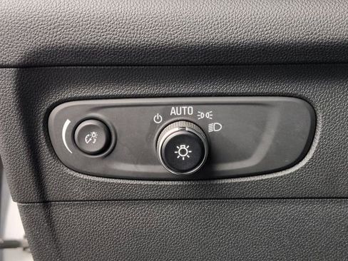 Certified 2023 Buick Envision Essence image 16