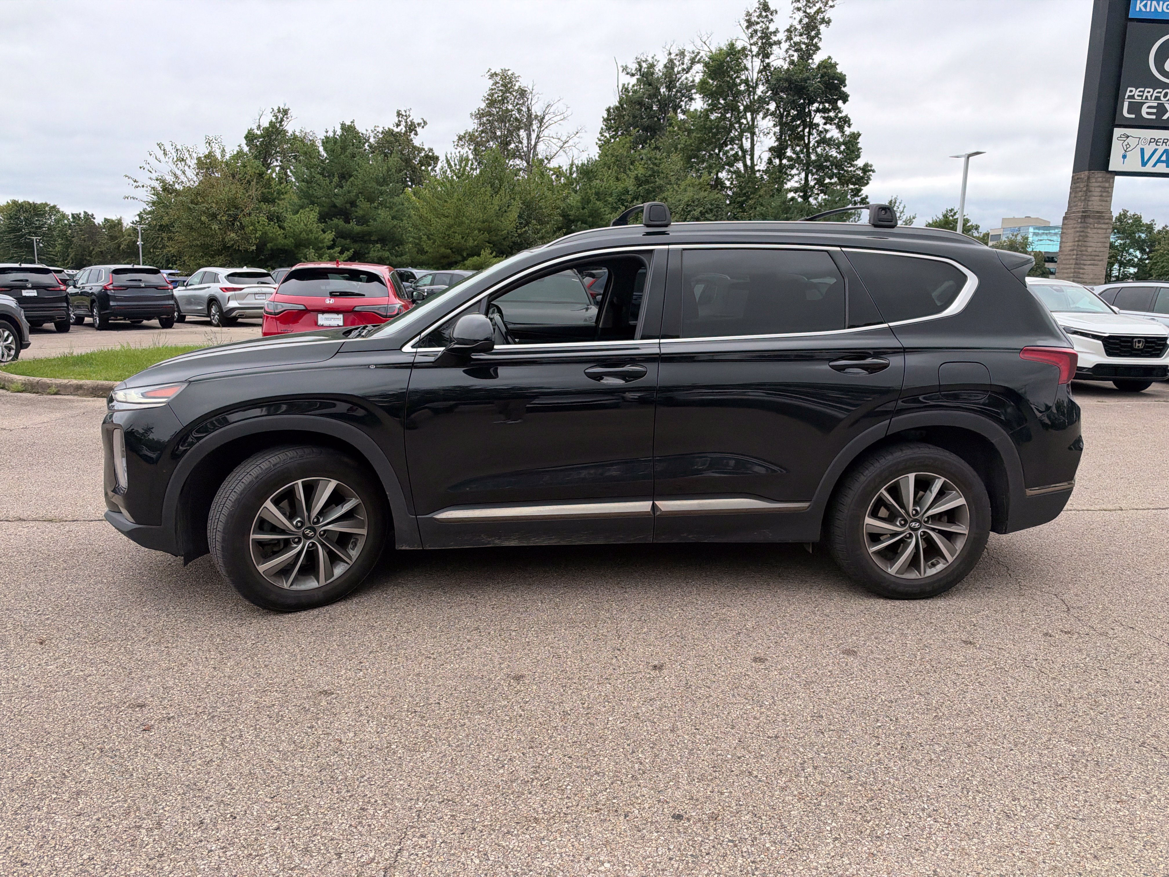 Used 2019 Hyundai Santa Fe SEL AWD/4WD image 9