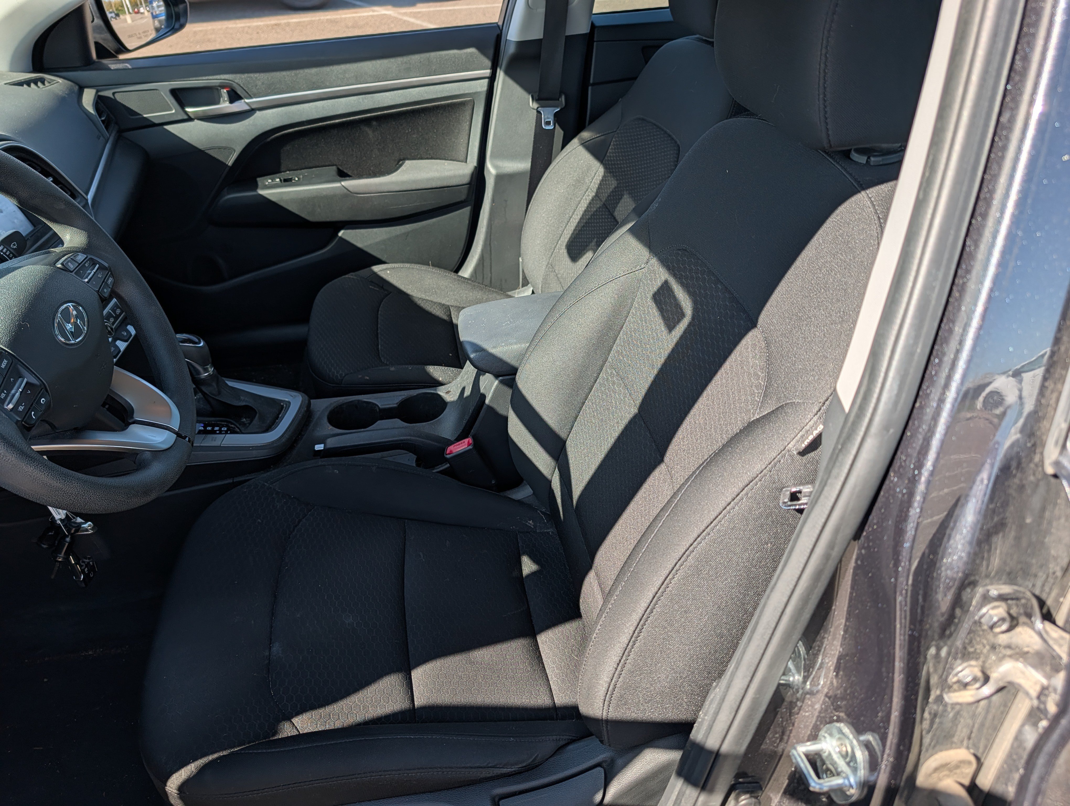 Used 2020 Hyundai Elantra SEL w/ Cargo Package (C1) FWD image 8