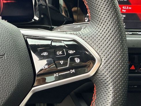 Used 2022 Volkswagen GTI Autobahn image 27