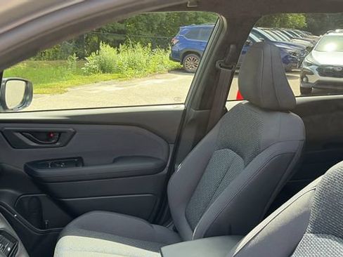 Certified 2025 Subaru Forester Premium AWD/4WD image 32