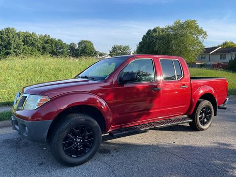 Used 2012 Nissan Frontier S image 3