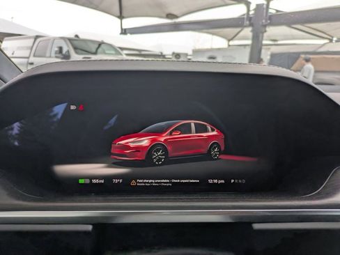 Used 2023 Tesla Model X image 9