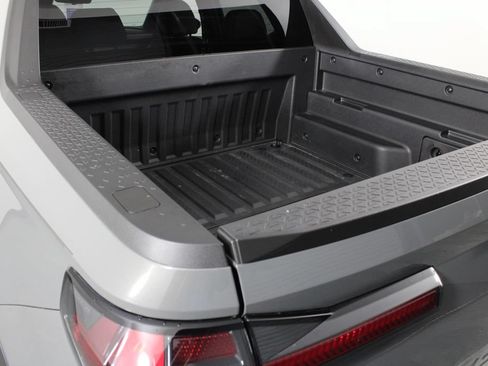 Certified 2026 Hyundai Santa Cruz SEL FWD image 16