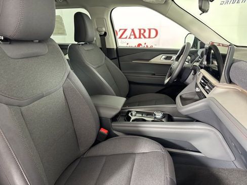 New 2026 Ford Explorer Active image 20