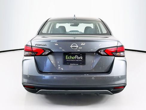 Used 2025 Nissan Versa SV FWD image 7