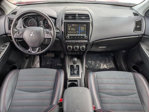 Used 2025 Mitsubishi Outlander Sport SE AWD/4WD image 25