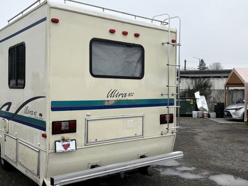 Used 1995 Ford E-350 and Econoline 350 image 8