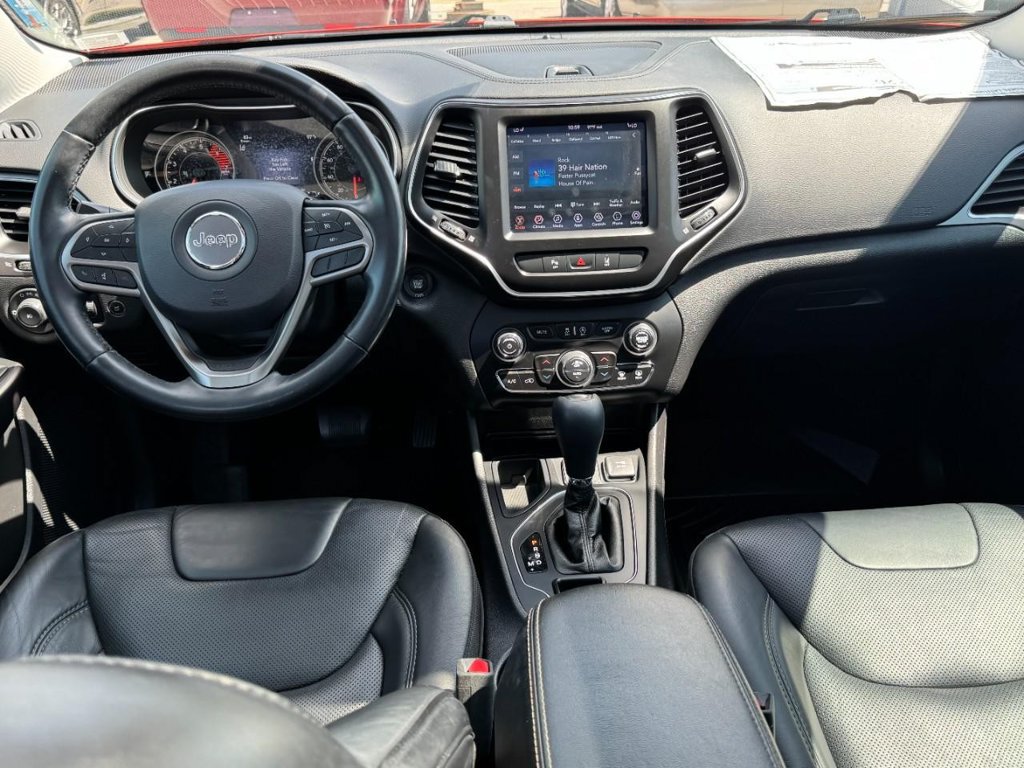 Used 2021 Jeep Cherokee Latitude Lux w/ Sun & Sound Group FWD image 12