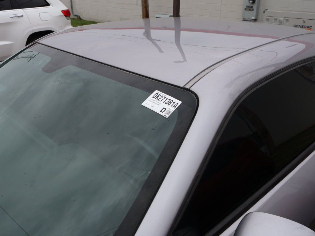 Used 2014 Dodge Challenger SXT RWD image 15