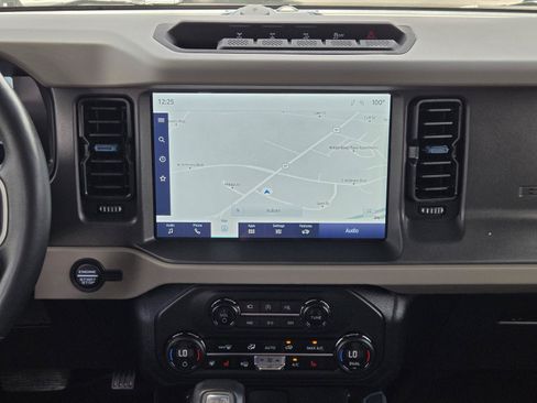 Certified 2024 Ford Bronco Wildtrak AWD/4WD image 21