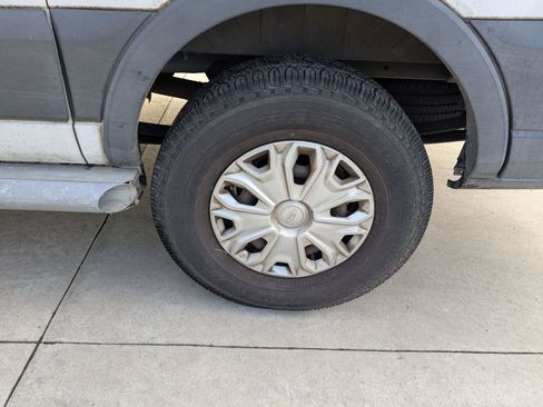 Used 2015 Ford Transit 250 130 Low Roof w/ Exterior Upgrade Package image 11