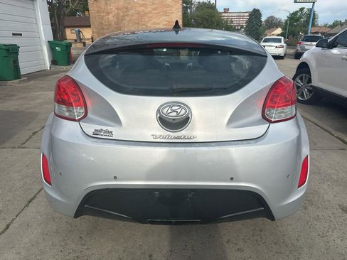 Used 2015 Hyundai Veloster w/ Option Group 03 FWD image 5
