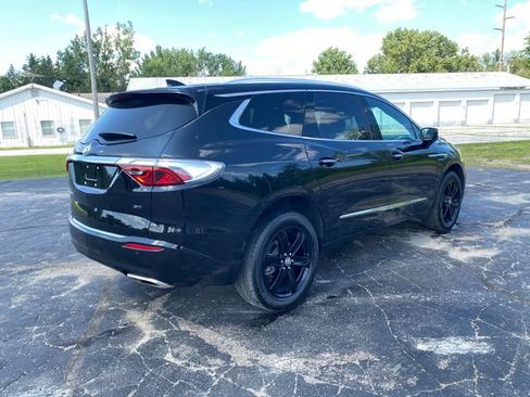 Used 2024 Buick Enclave Essence w/ Sport Touring Edition FWD image 7