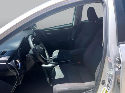 Used 2019 Toyota Corolla LE FWD image 8