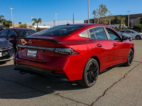 New 2026 Nissan Sentra SR image 4