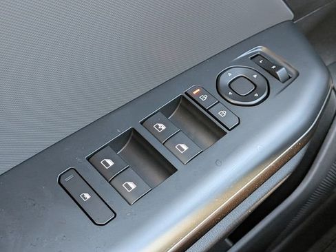 New 2026 Kia K4 FWD image 24