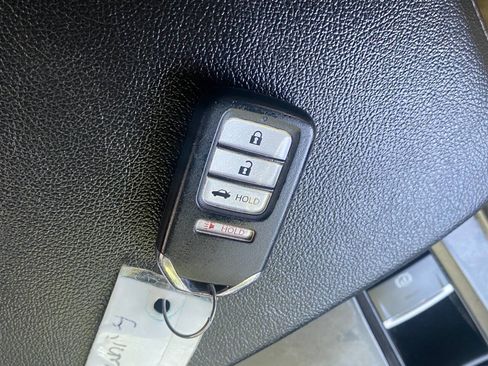Used 2020 Honda Accord Sport image 13