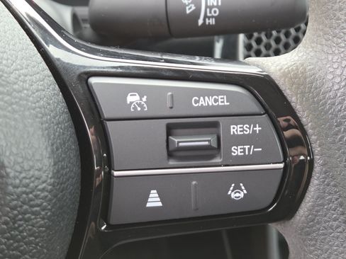 Used 2023 Honda Civic LX image 7