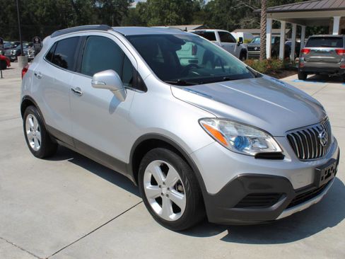 Used 2015 Buick Encore FWD image 1
