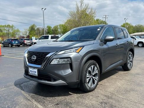Used 2023 Nissan Rogue SV AWD/4WD image 5