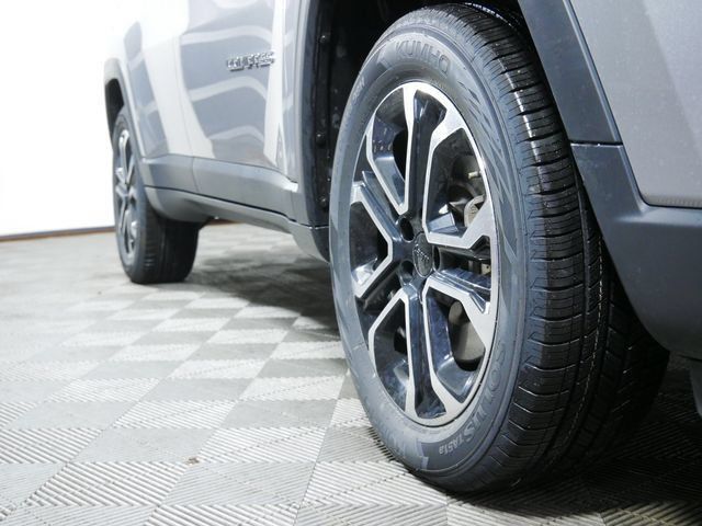 Certified 2023 Jeep Compass Limited w/ Sun and Sound Group AWD/4WD image 8