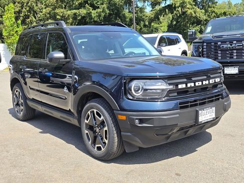 Used 2023 Ford Bronco Sport Outer Banks w/ Tech Package AWD/4WD image 7