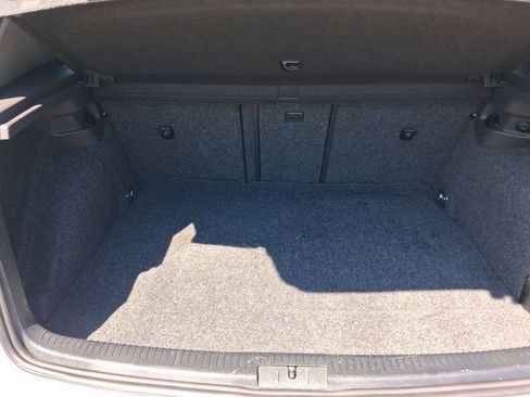 Used 2008 Volkswagen Rabbit S FWD image 29