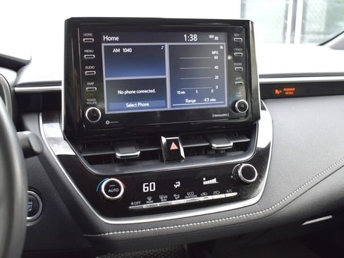 Used 2021 Toyota Corolla SE FWD image 18