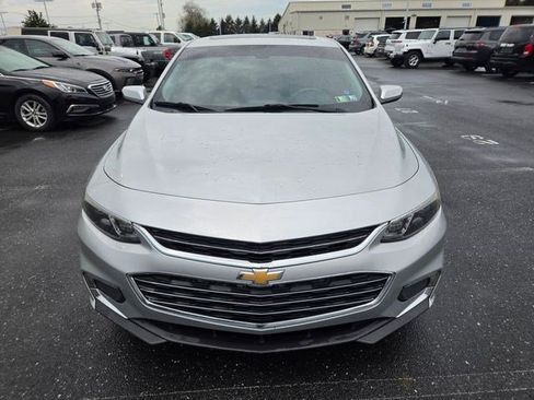 Used 2017 Chevrolet Malibu LT w/ Leather Package image 19