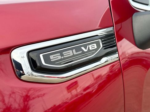 Used 2025 GMC Sierra 1500 SLT w/ SLT Premium Plus Package image 32