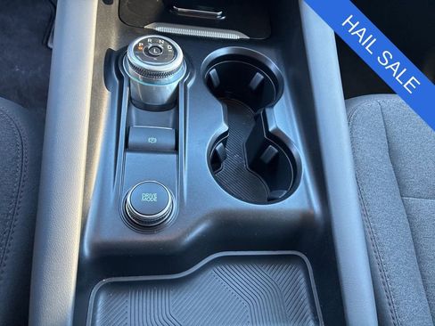 Used 2025 Ford Explorer Active AWD/4WD image 17