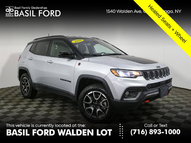 Used 2026 Jeep Compass Trailhawk AWD/4WD image 1
