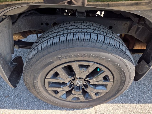 Used 2022 Nissan Frontier SV AWD/4WD image 18
