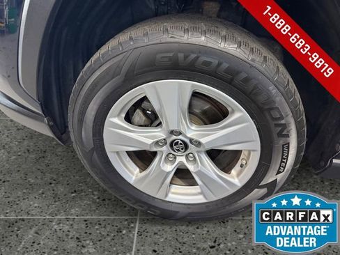 Used 2019 Toyota RAV4 XLE image 25