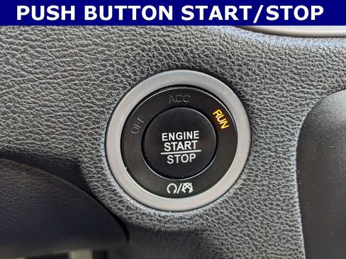 Used 2023 Dodge Charger SXT image 11