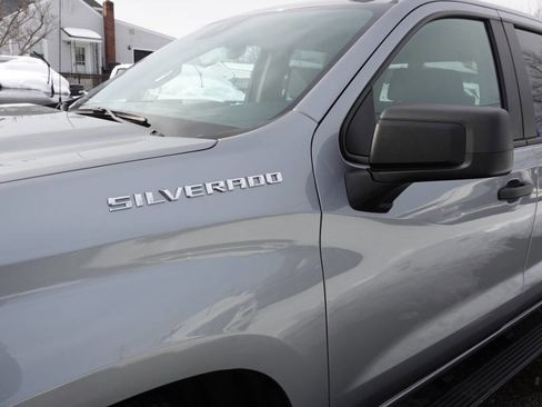 Used 2023 Chevrolet Silverado 1500 Custom image 7