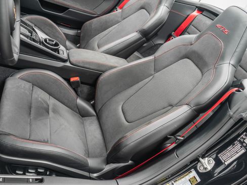 Used 2026 Porsche 911 GTS image 24