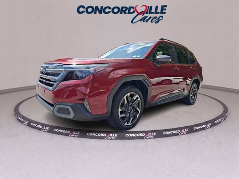 Used 2025 Subaru Forester Limited AWD/4WD image 4