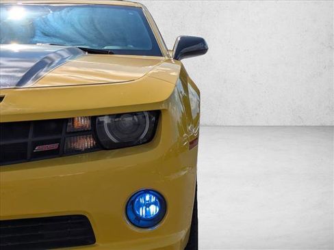 Used 2011 Chevrolet Camaro SS w/ RS Package RWD image 14