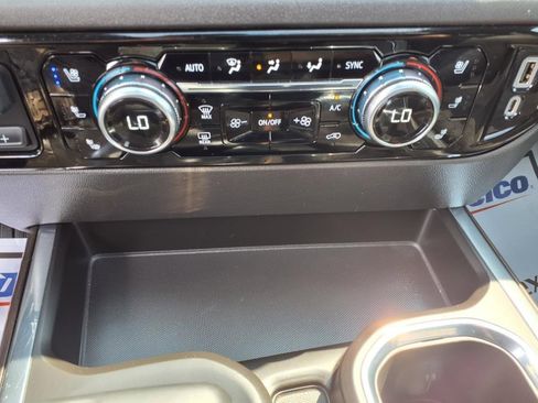 Certified 2023 GMC Sierra 1500 SLT w/ SLT Premium Package image 13